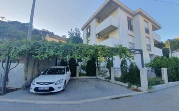 kiralik-daire-podgorica-momisica